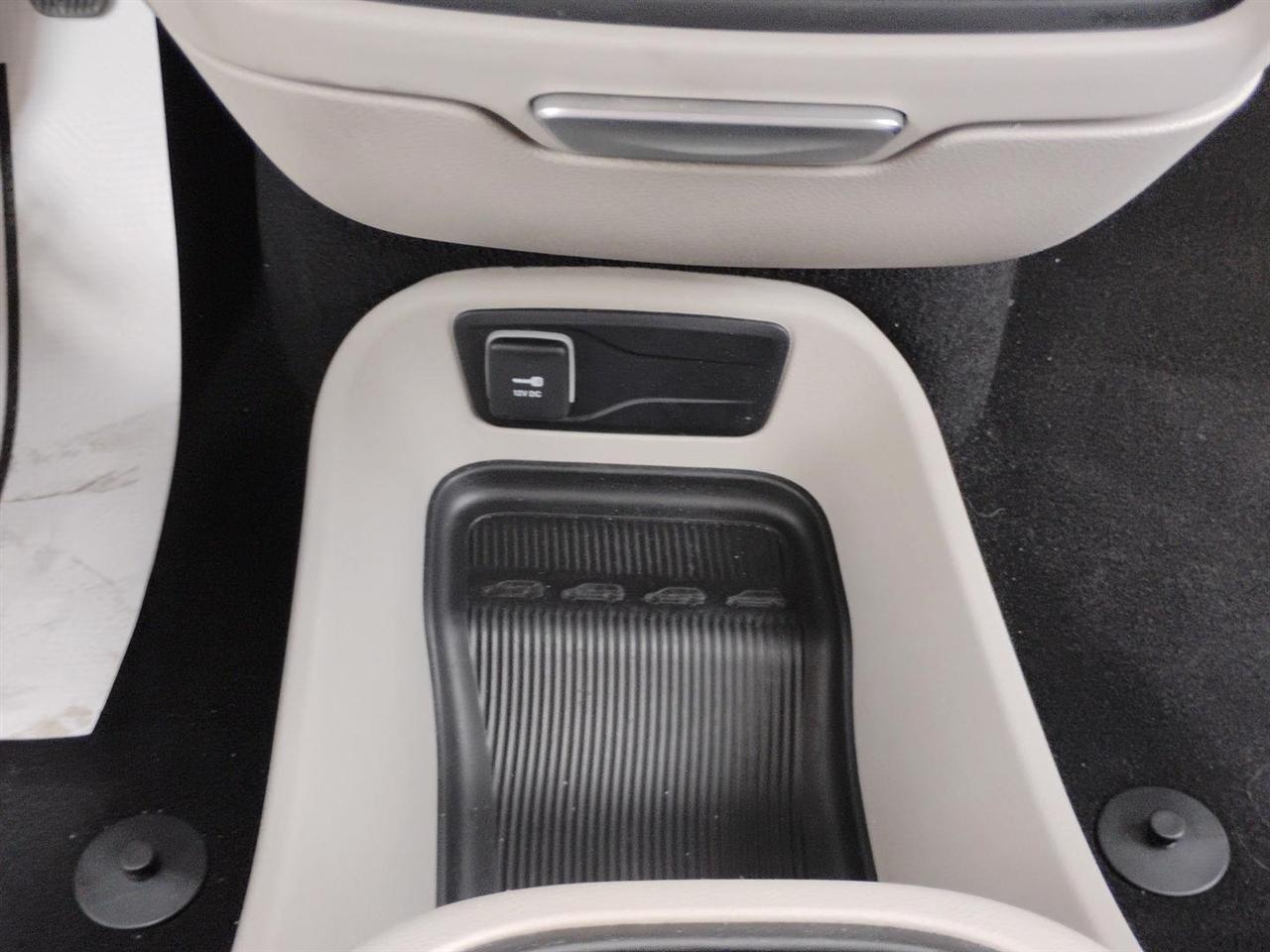 Chrysler Pacifica  2023