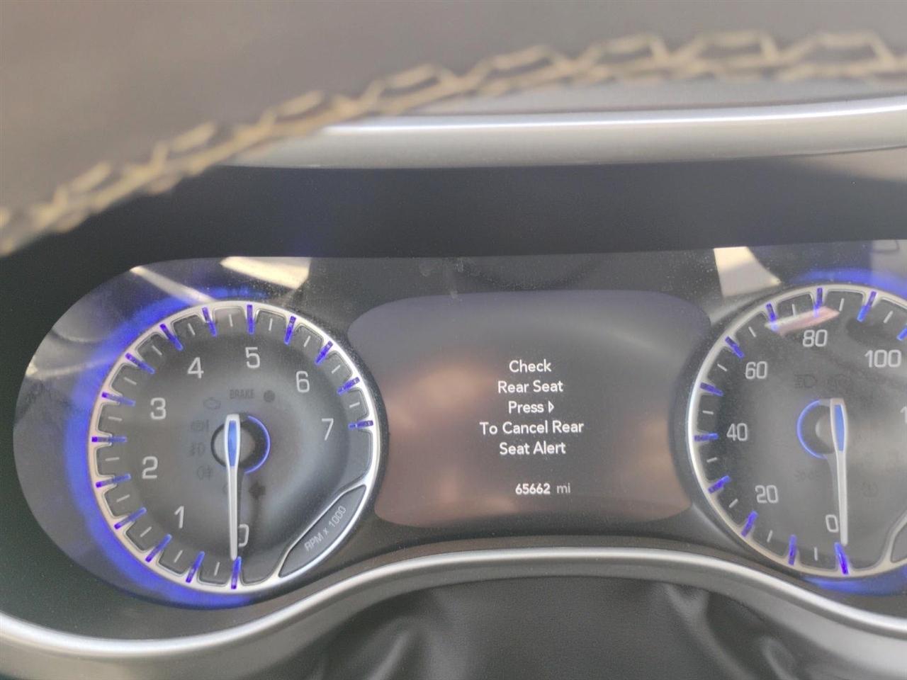 Chrysler Pacifica  2023