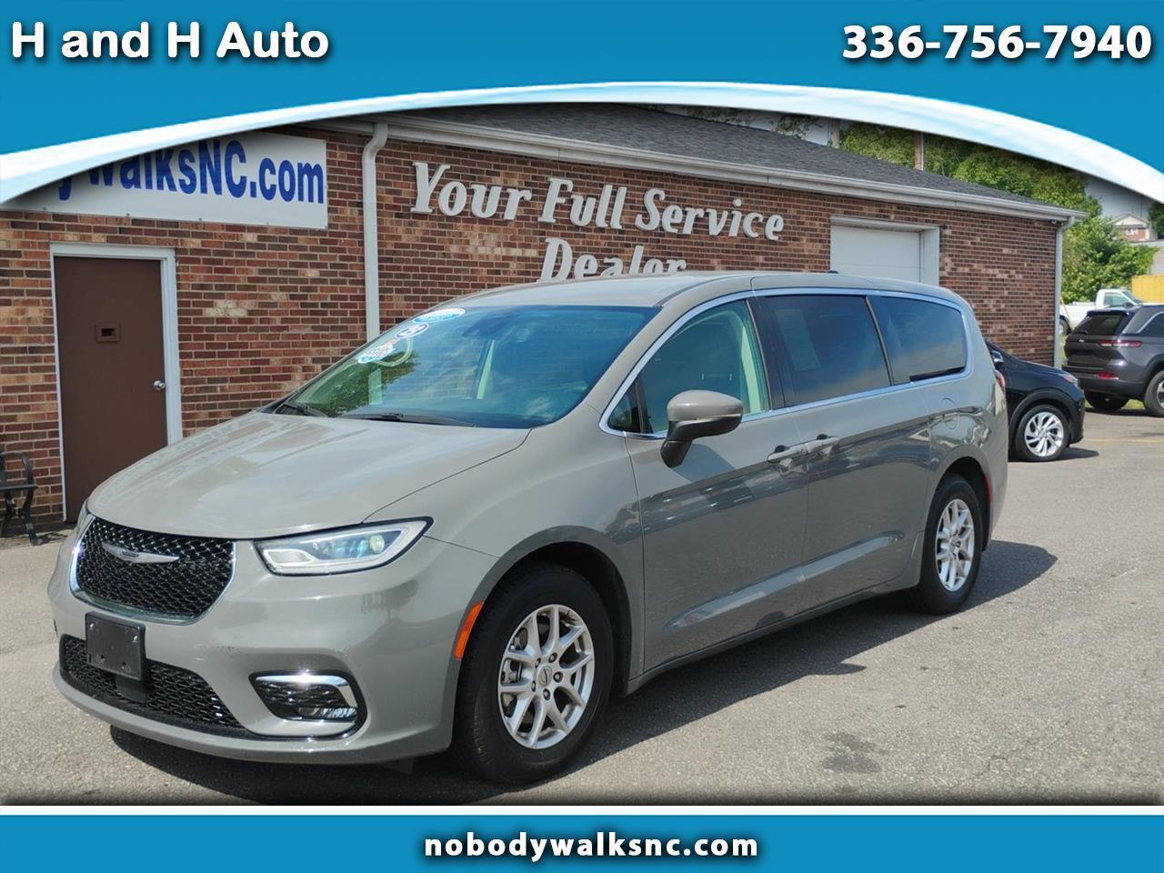 2023 Chrysler Pacifica Touring L