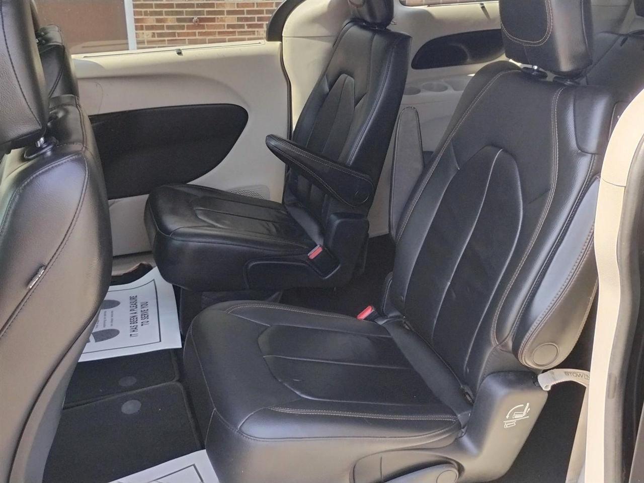 Chrysler Pacifica  2017