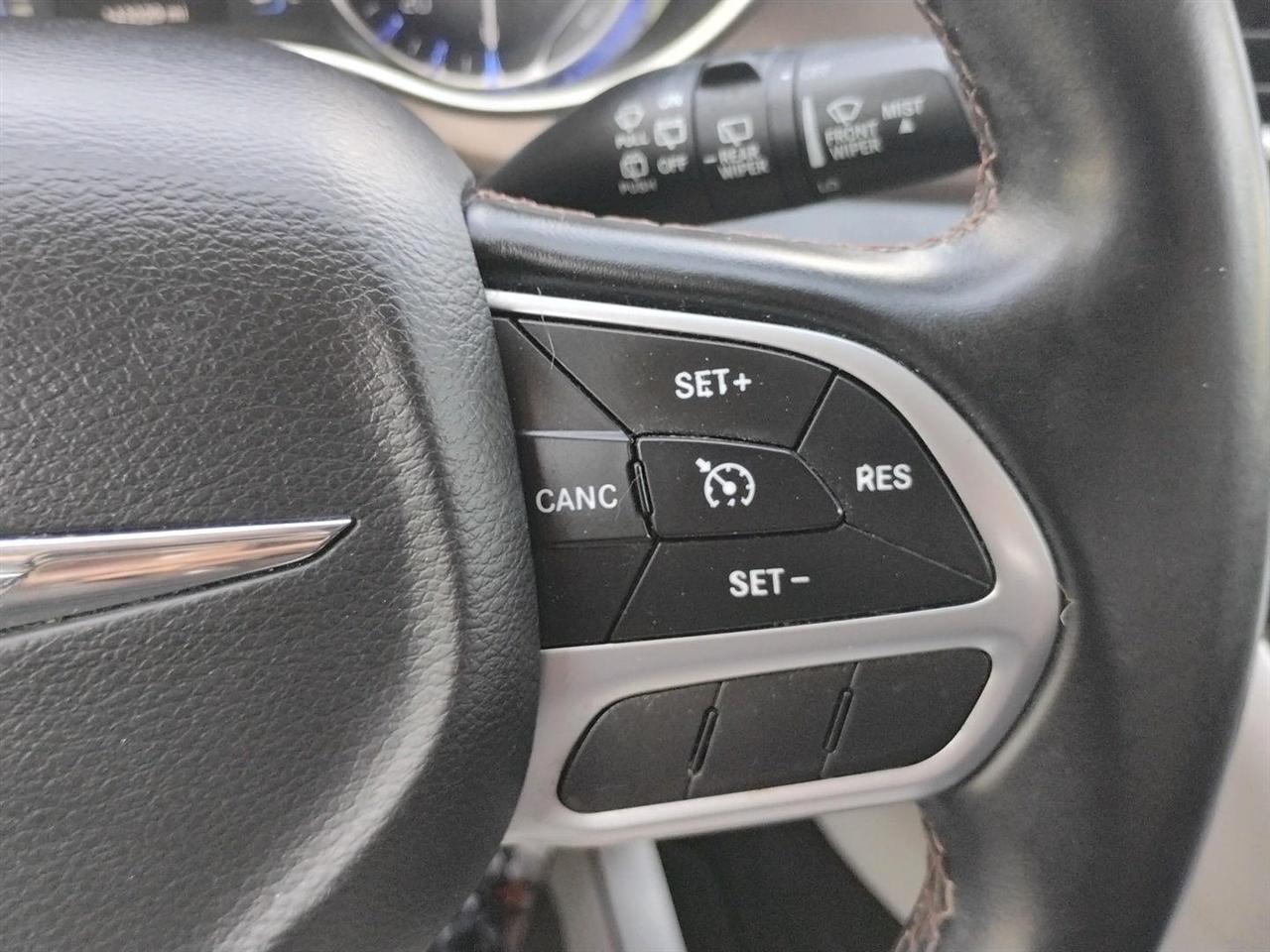 Chrysler Pacifica  2017