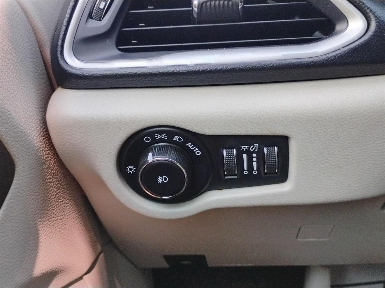 Chrysler Pacifica  2017