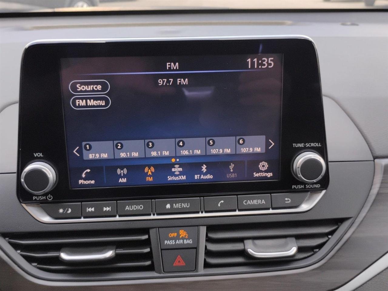 Nissan Altima  2025