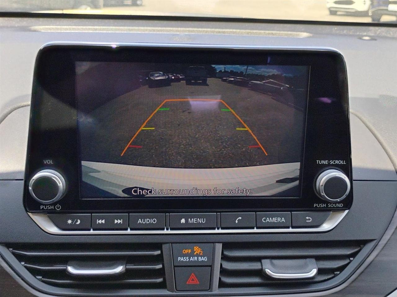 Nissan Altima  2025