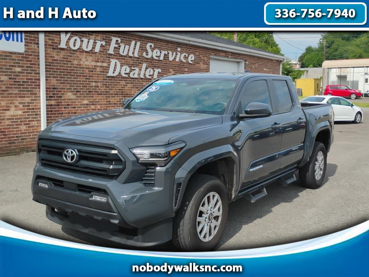 Toyota Tacoma 4WD  2025