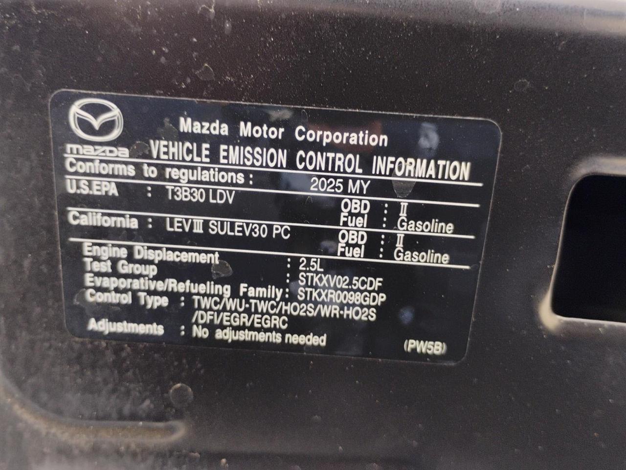 Mazda CX-30  2025