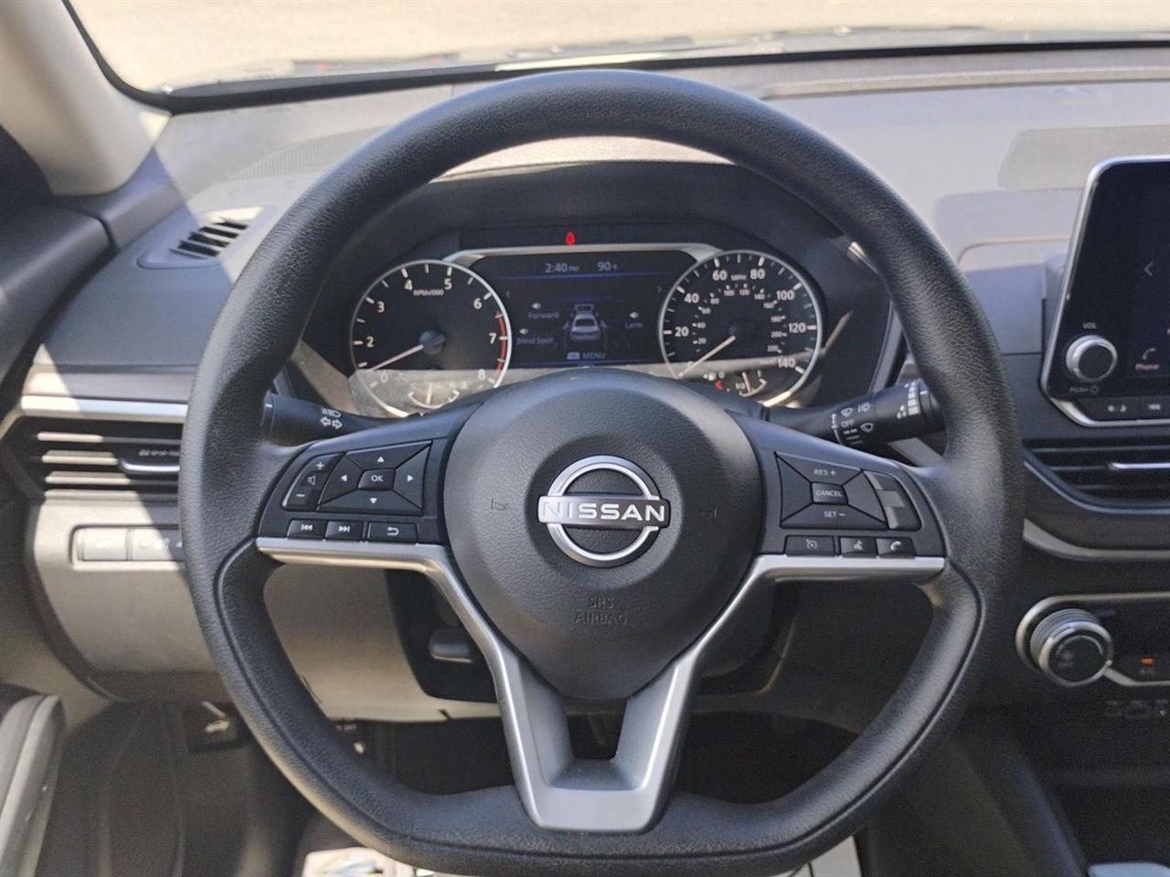 Nissan Altima  2025