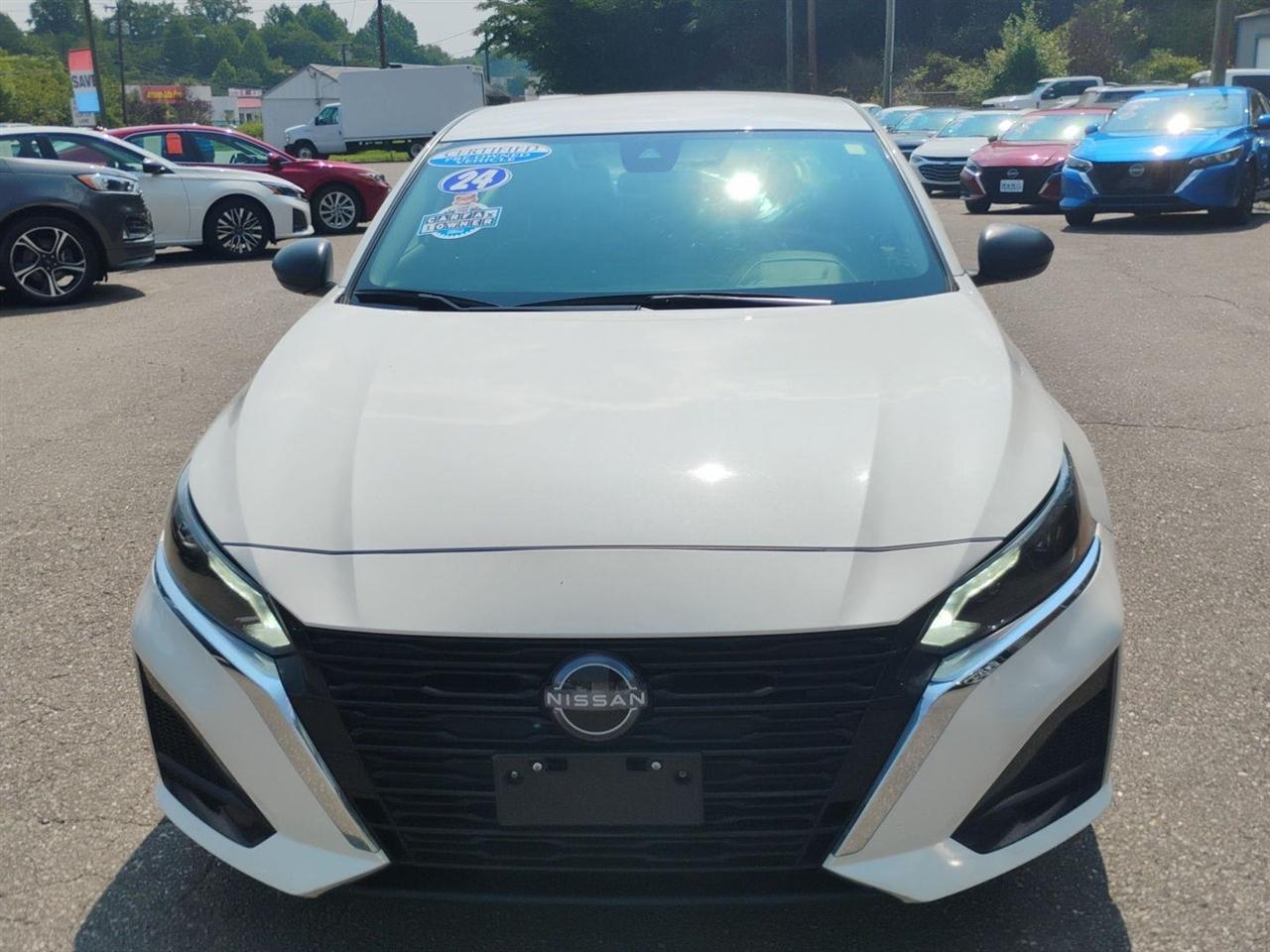 Nissan Altima  2024