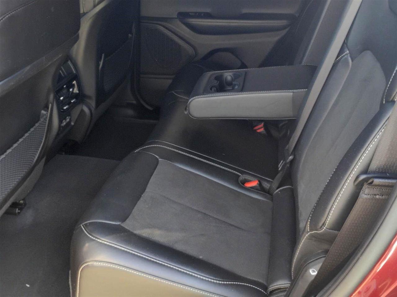 Jeep Grand Cherokee  2025