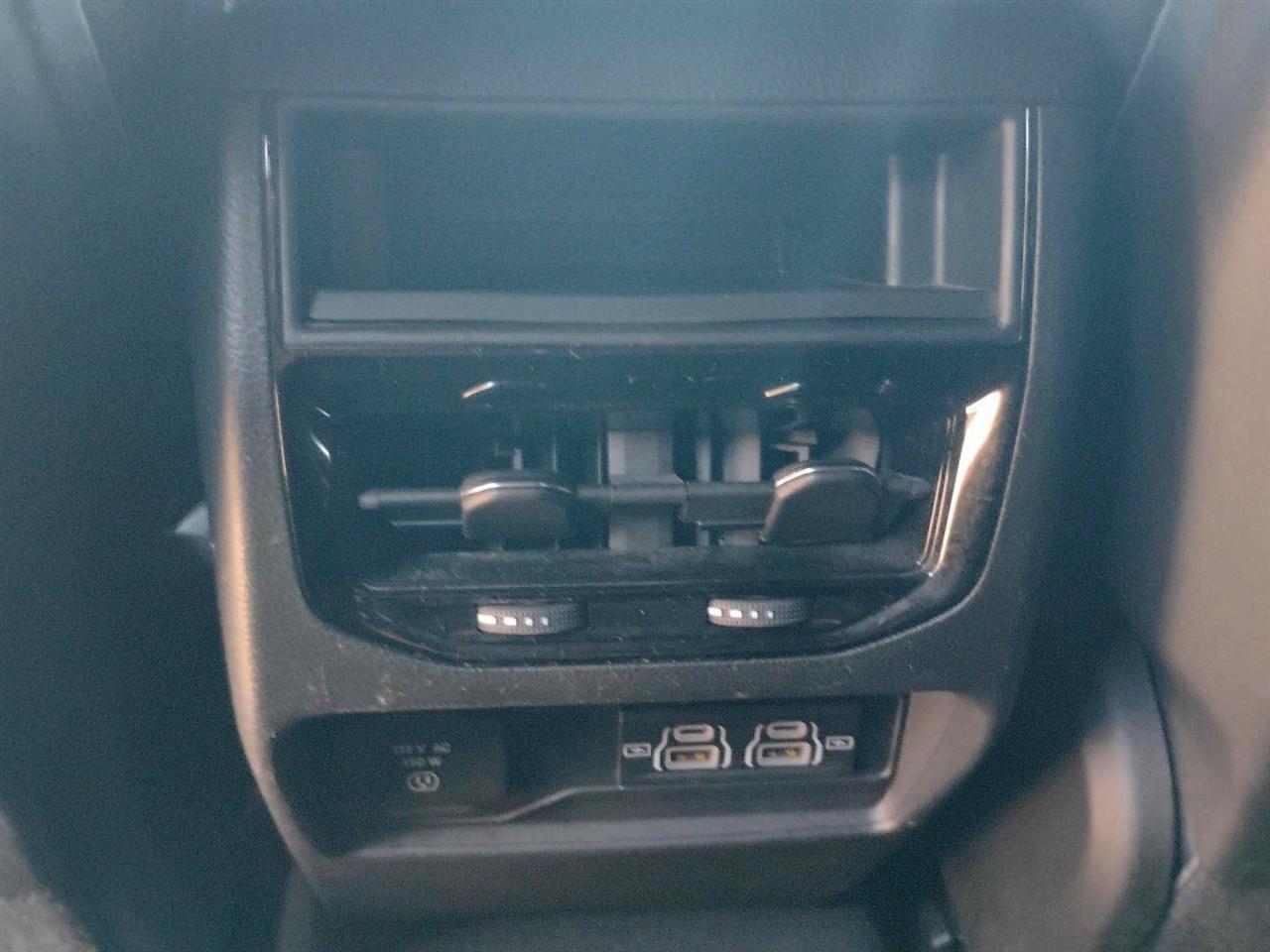 Jeep Grand Cherokee  2025