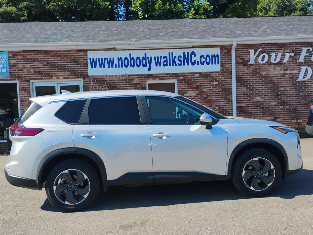 Nissan Rogue  2025