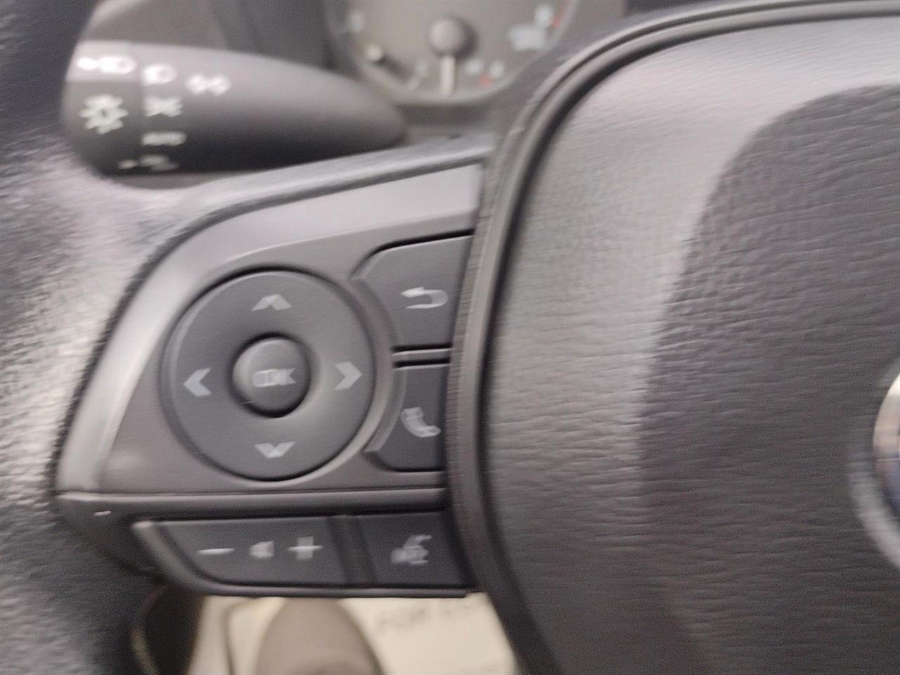 Toyota Corolla  2025