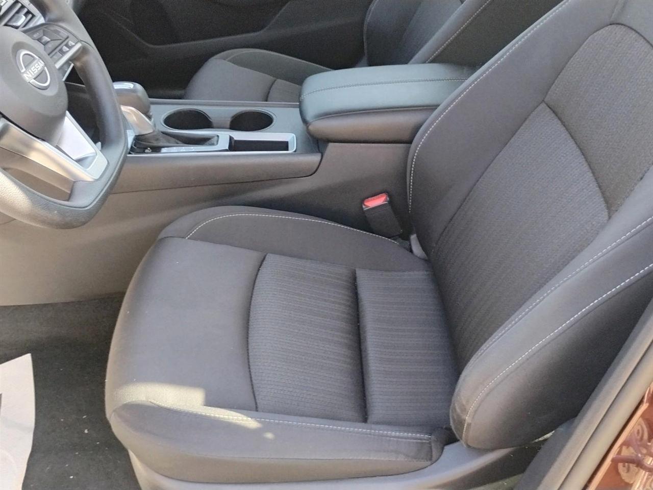 Nissan Altima  2025
