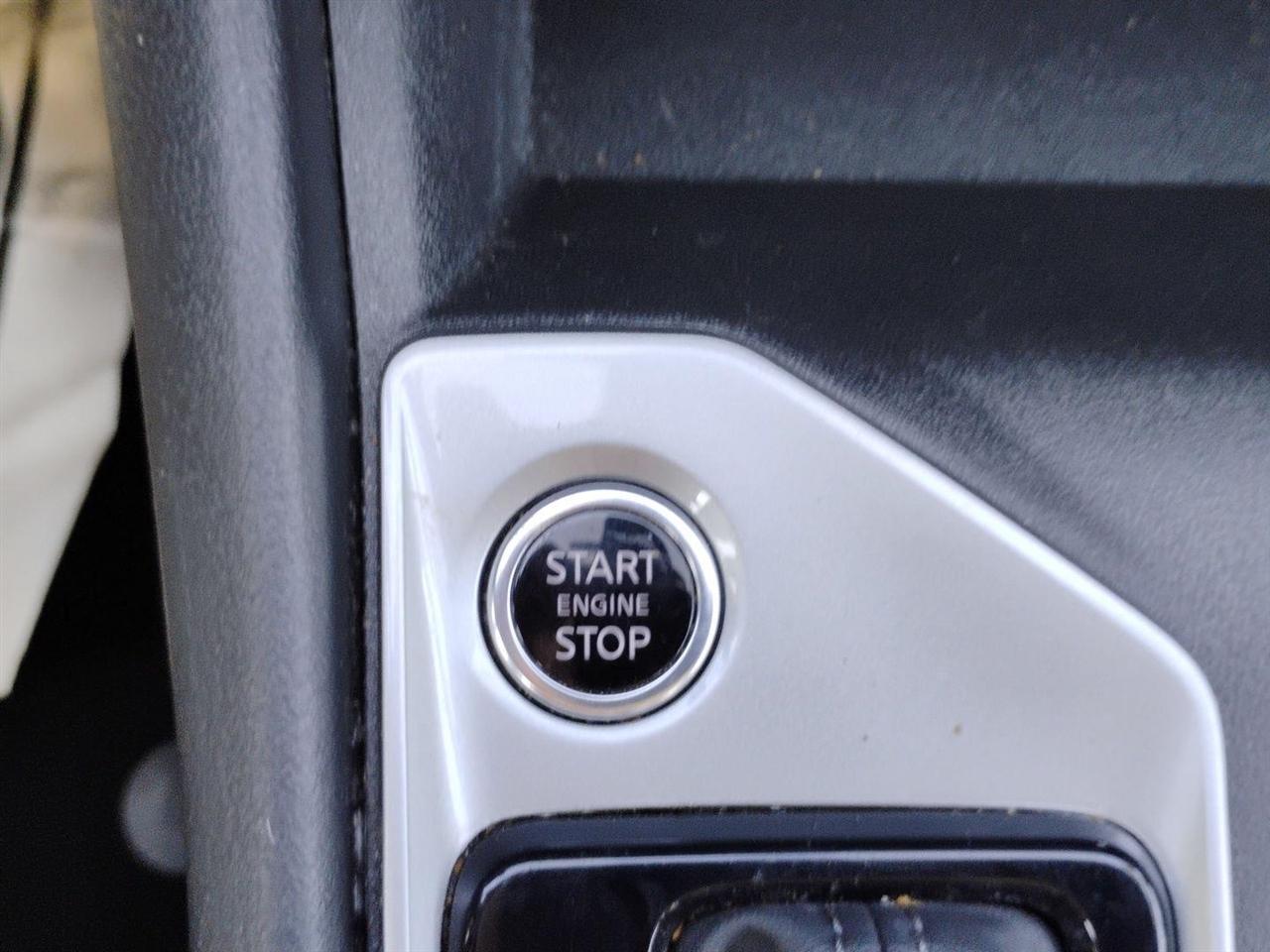 Nissan Altima  2025