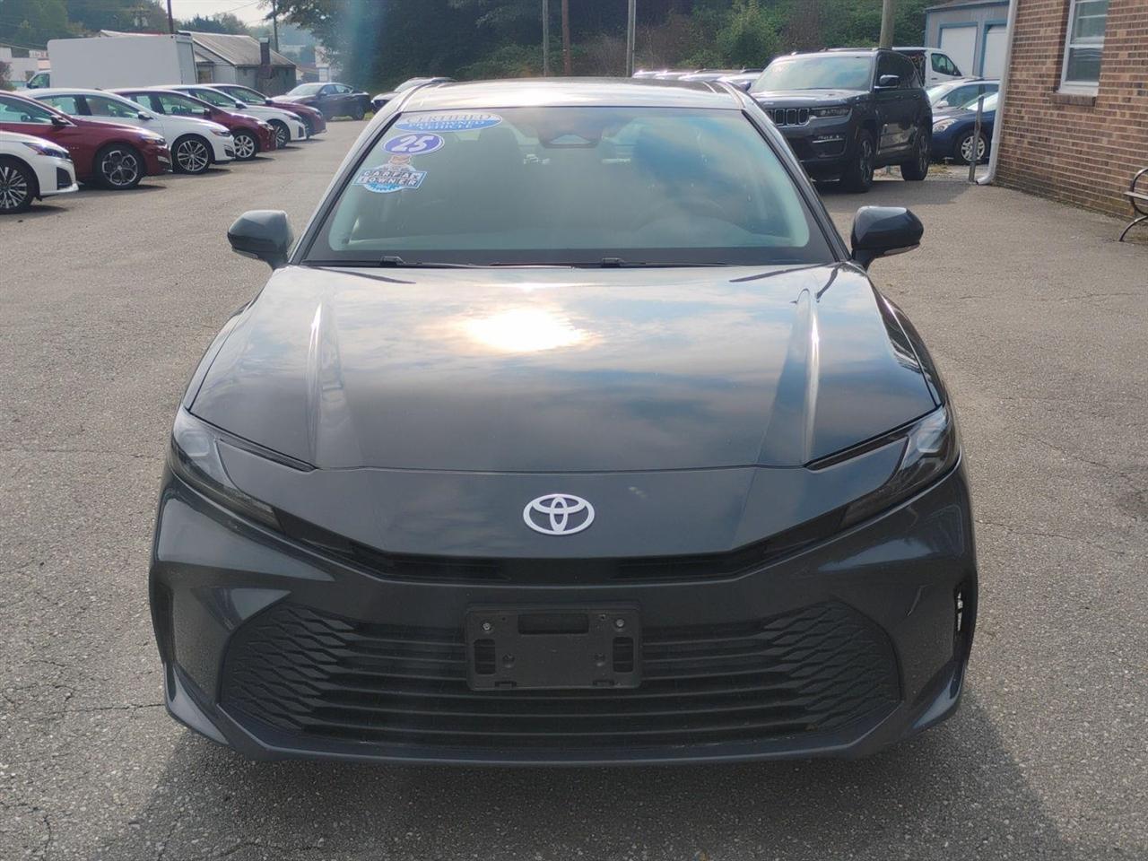 Toyota Camry  2025