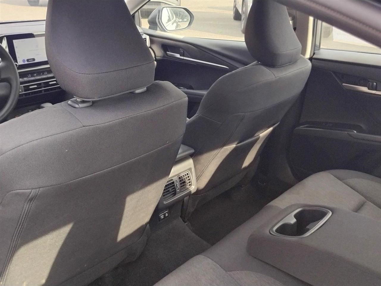 Toyota Camry  2025