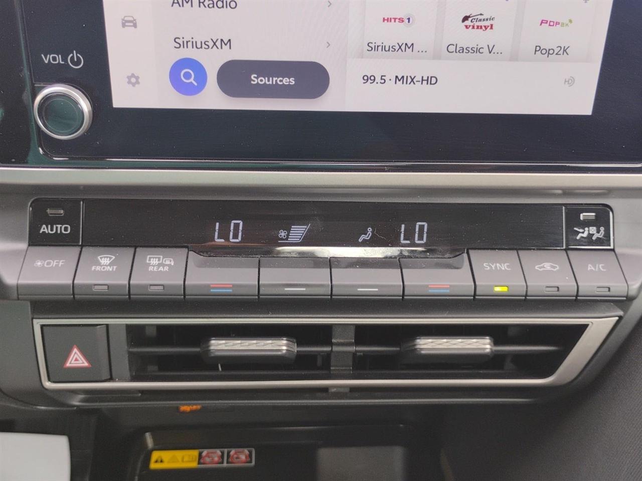 Toyota Camry  2025