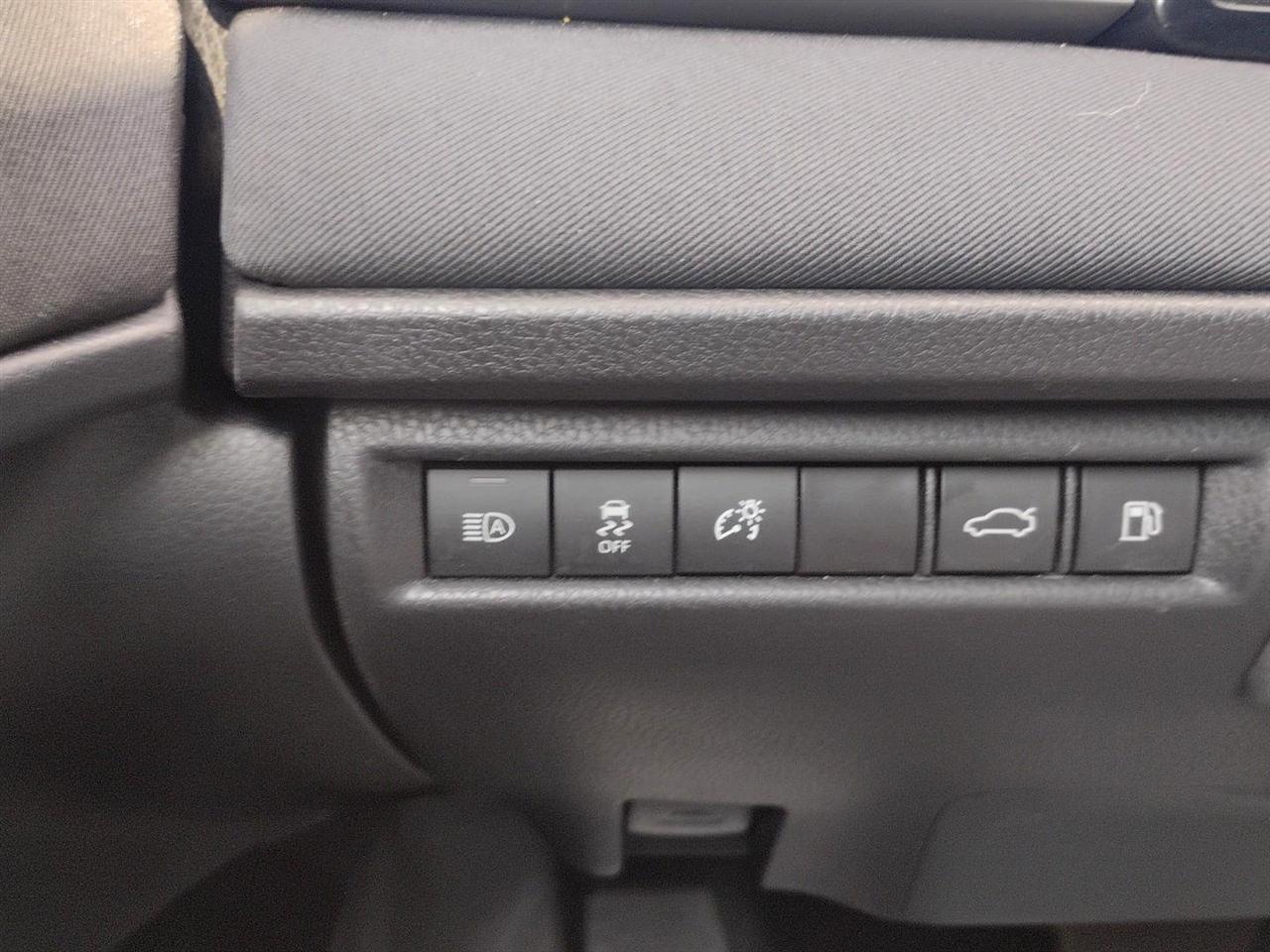 Toyota Camry  2025