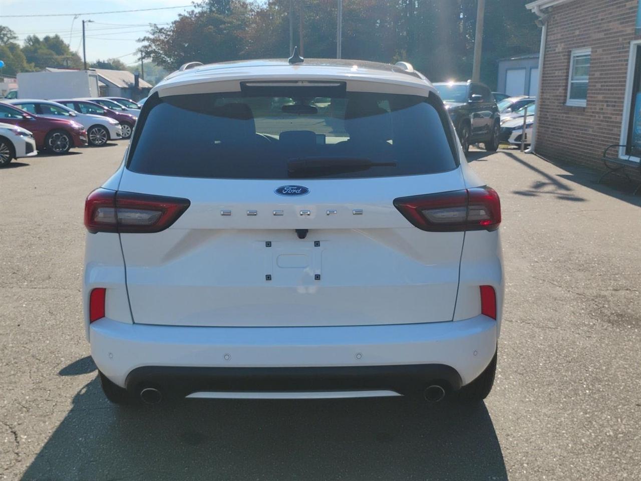 Ford Escape  2023