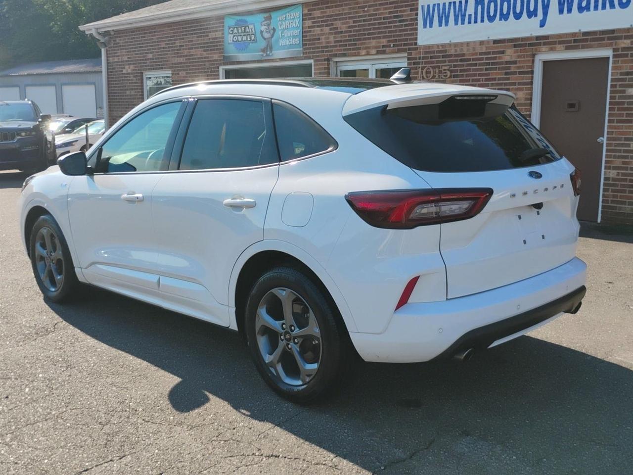 Ford Escape  2023