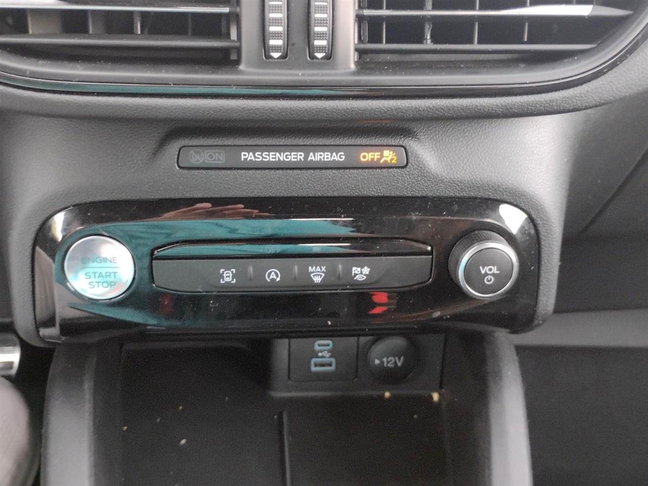 Ford Escape  2023