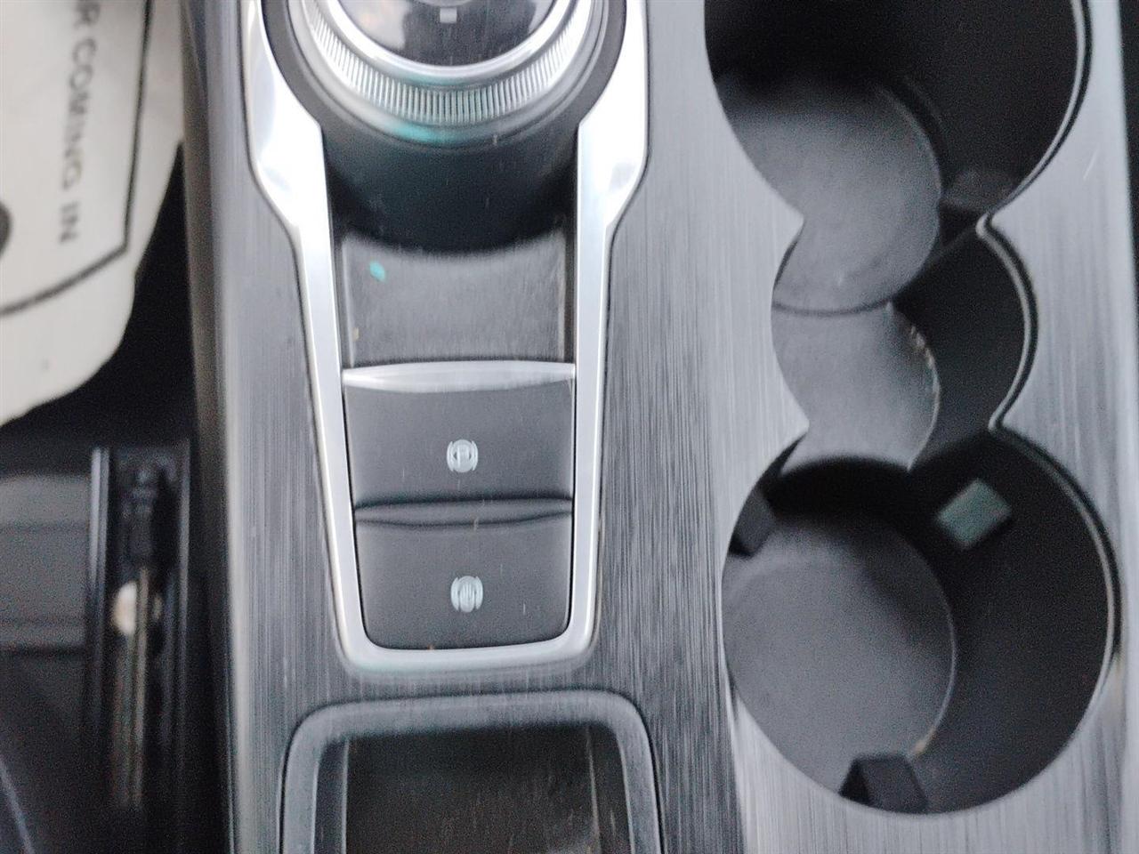 Ford Escape  2023