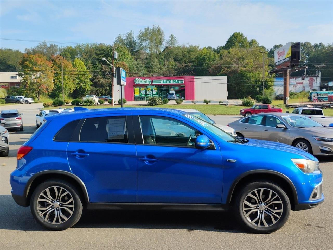 Mitsubishi Outlander Sport  2019