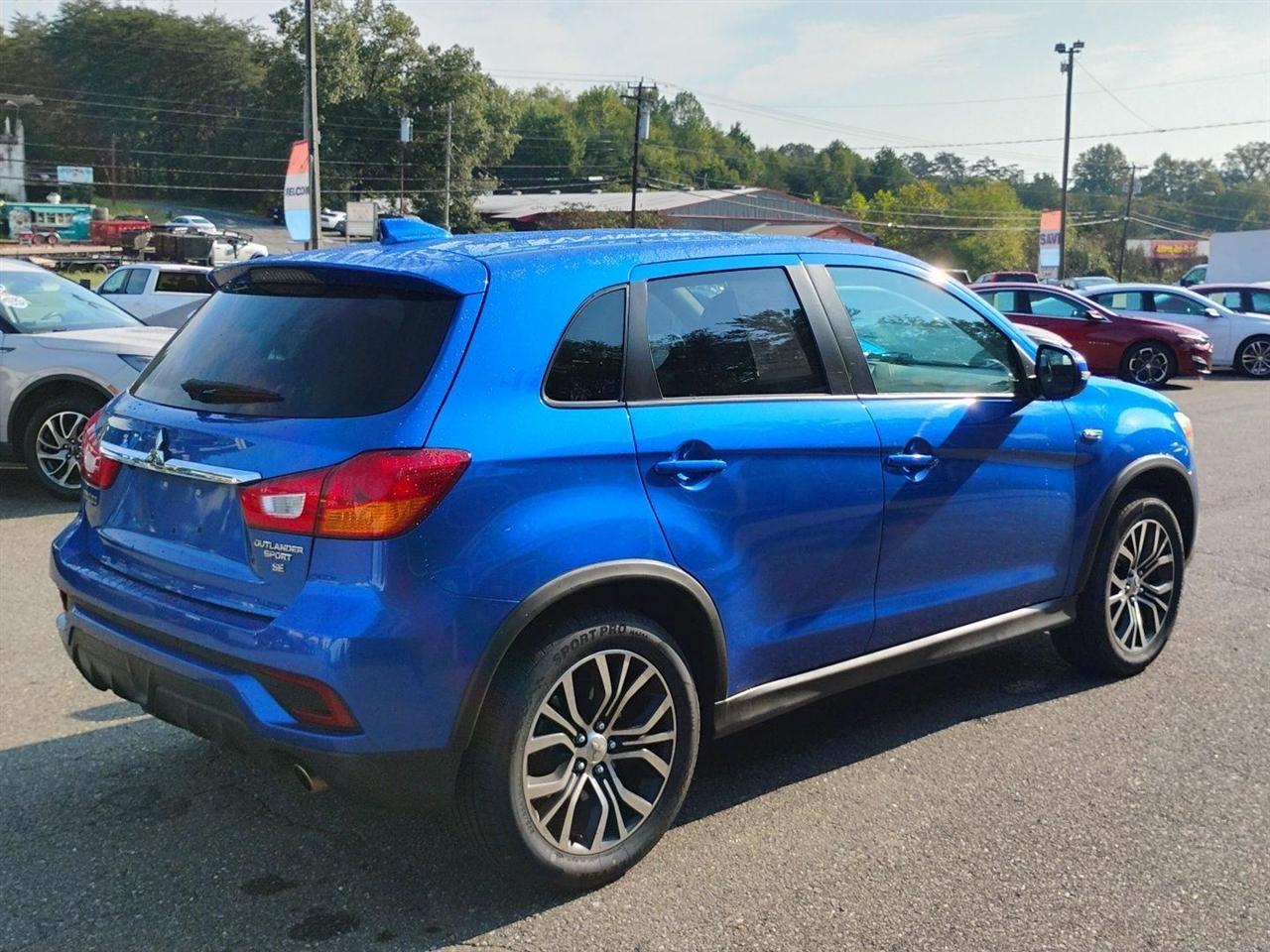 Mitsubishi Outlander Sport  2019