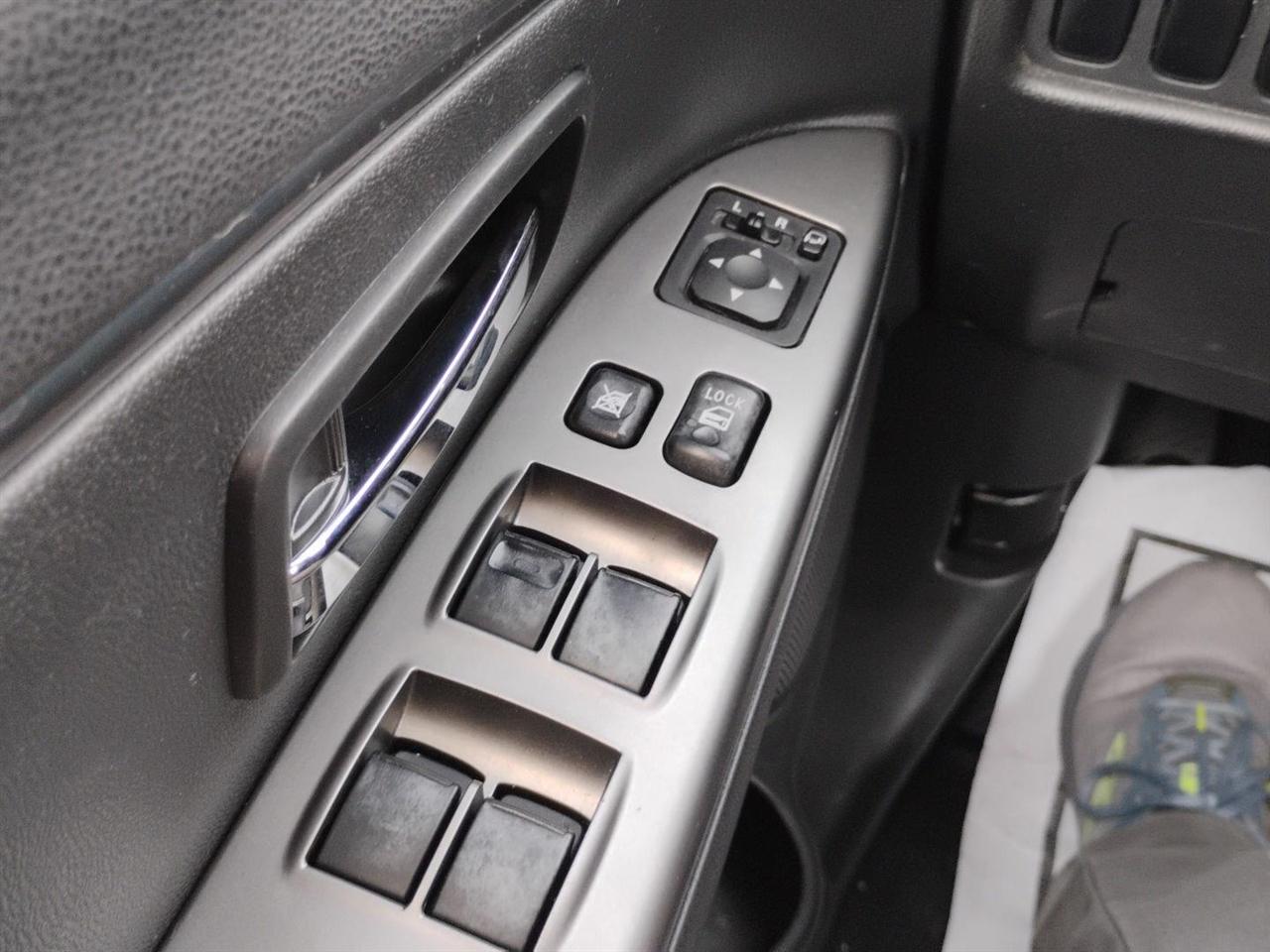Mitsubishi Outlander Sport  2019