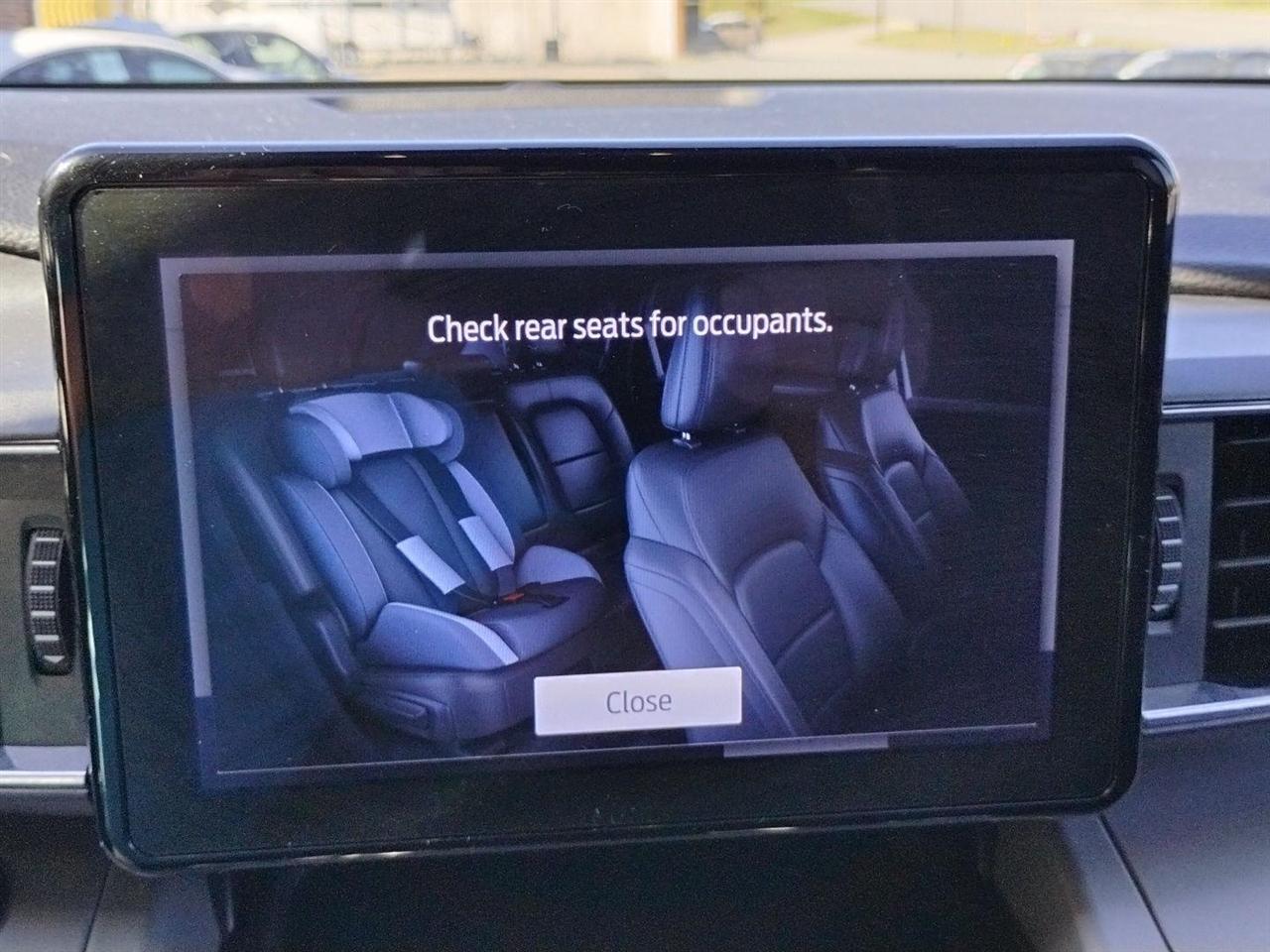 Ford Explorer  2023
