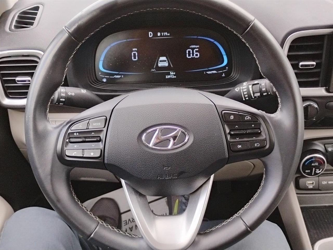 Hyundai Venue  2025