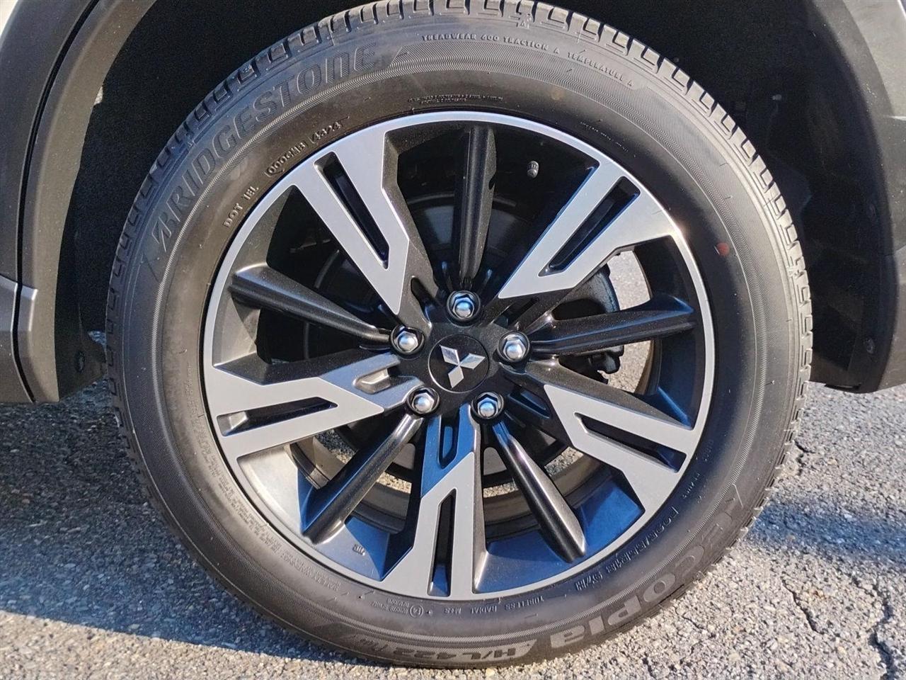 Mitsubishi Eclipse Cross  2025
