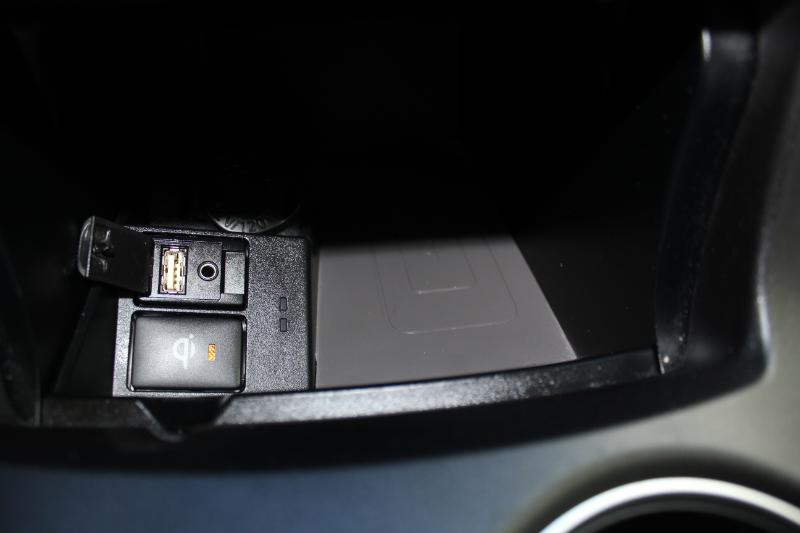 2017 Toyota Camry XLE V6 photo 31