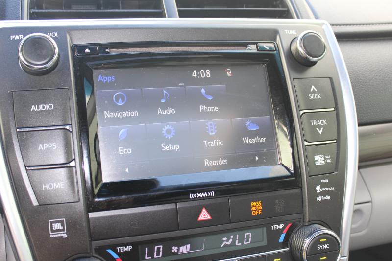 2017 Toyota Camry XLE V6 photo 34