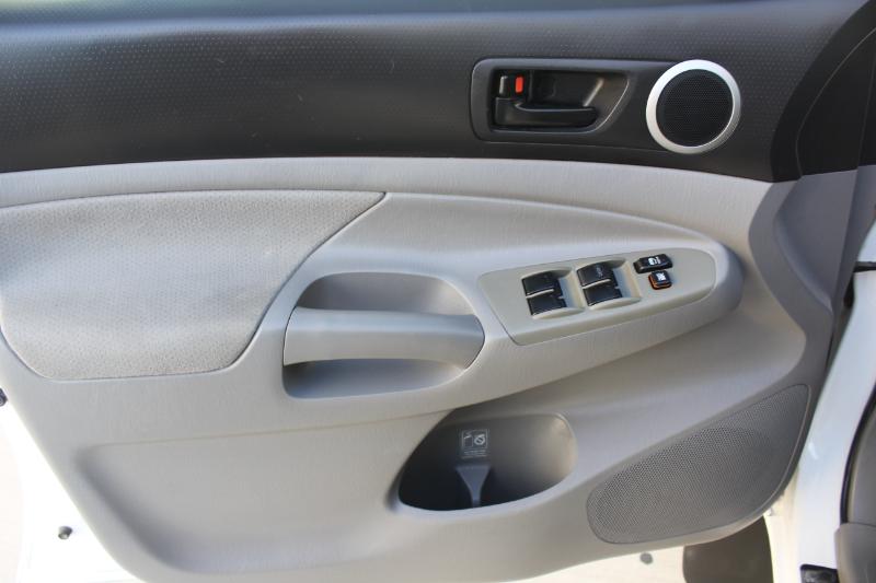 Toyota Tacoma Double Cab Long Bed V6 Auto 4WD 2011