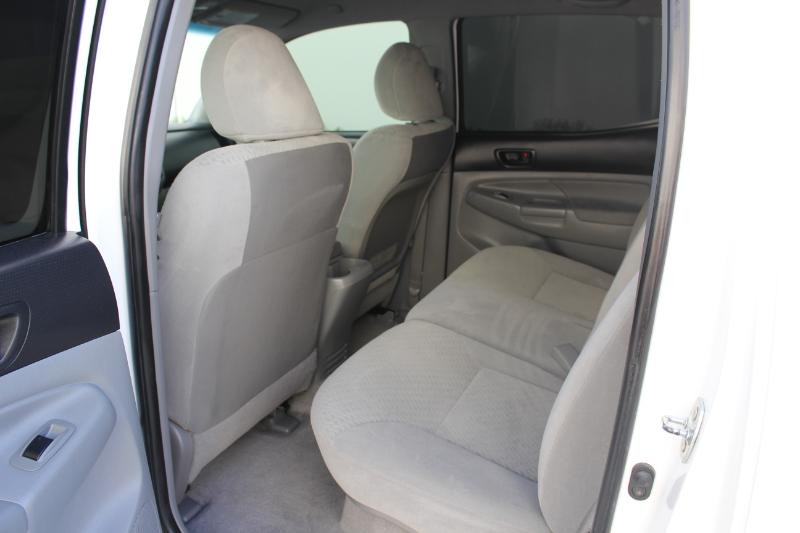 Toyota Tacoma Double Cab Long Bed V6 Auto 4WD 2011