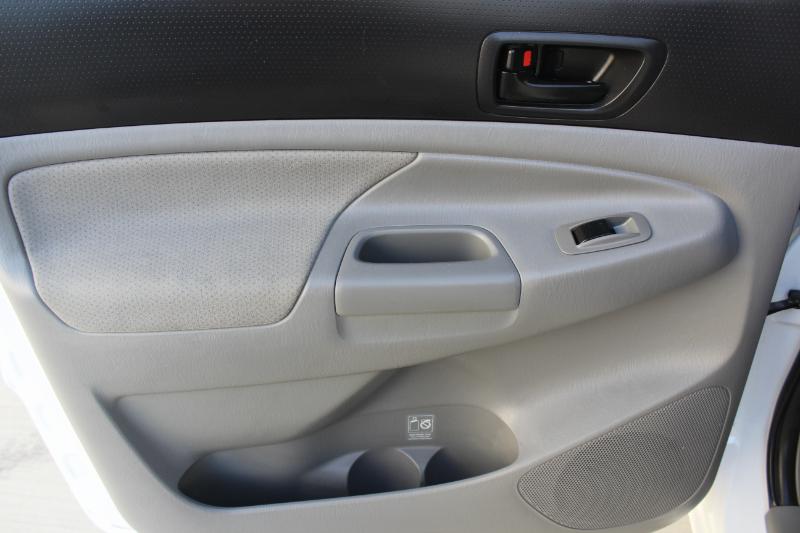 Toyota Tacoma Double Cab Long Bed V6 Auto 4WD 2011