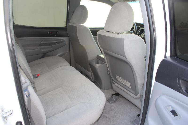 Toyota Tacoma Double Cab Long Bed V6 Auto 4WD 2011