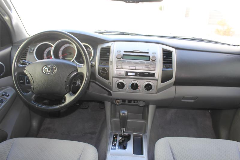 Toyota Tacoma Double Cab Long Bed V6 Auto 4WD 2011