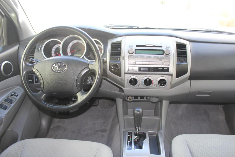 Toyota Tacoma Double Cab Long Bed V6 Auto 4WD 2011