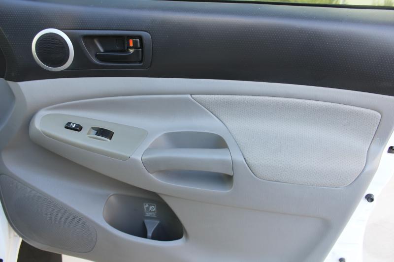 Toyota Tacoma Double Cab Long Bed V6 Auto 4WD 2011