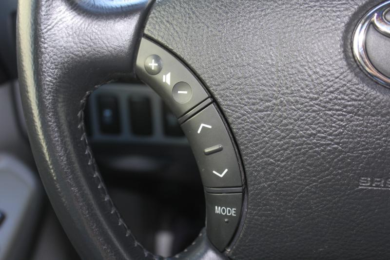 Toyota Tacoma Double Cab Long Bed V6 Auto 4WD 2011