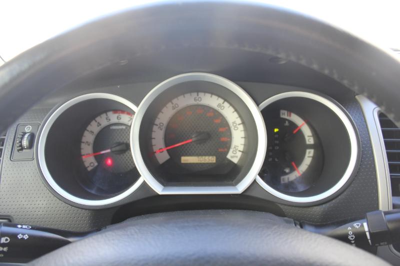 Toyota Tacoma Double Cab Long Bed V6 Auto 4WD 2011