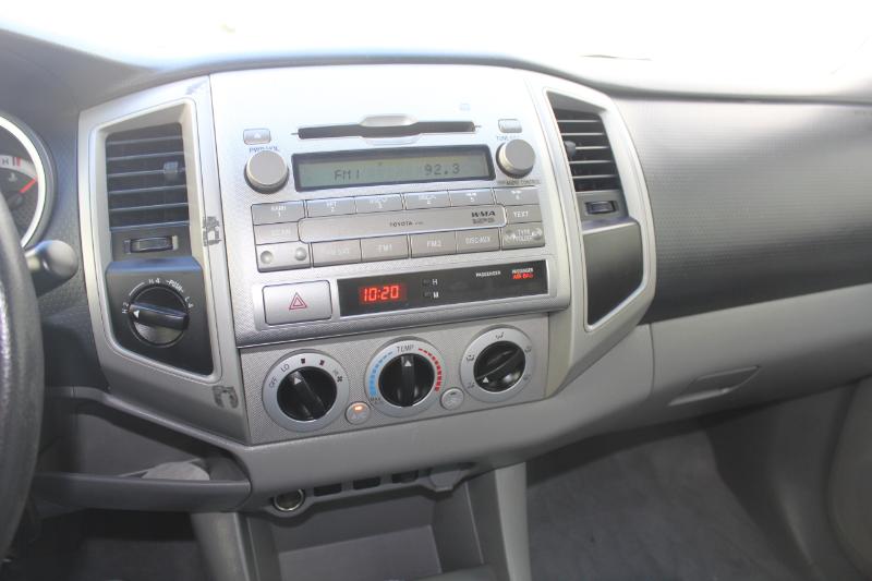 Toyota Tacoma Double Cab Long Bed V6 Auto 4WD 2011