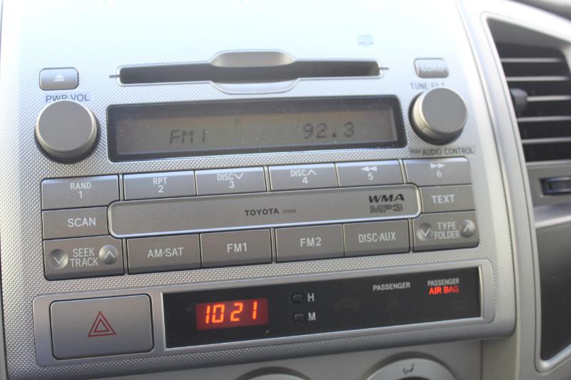 Toyota Tacoma Double Cab Long Bed V6 Auto 4WD 2011