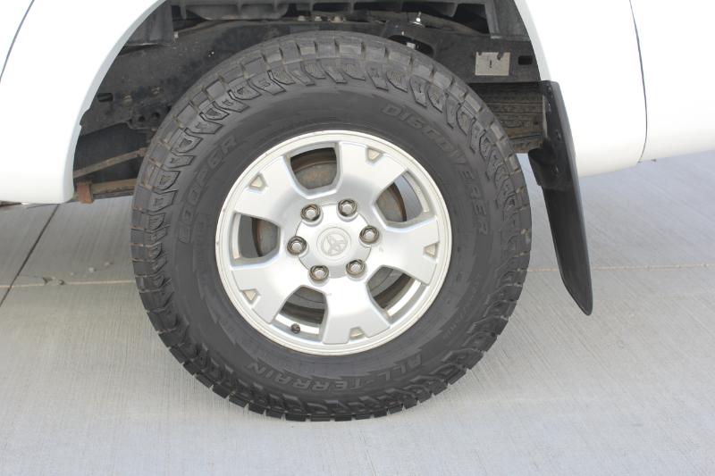 Toyota Tacoma Double Cab Long Bed V6 Auto 4WD 2011