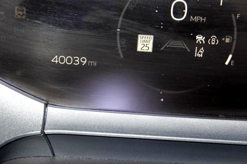 Toyota Prius XLE AWD 2023