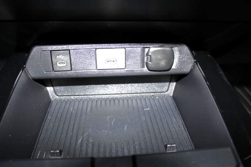 Toyota Prius XLE AWD 2023