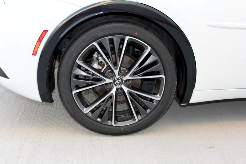 Toyota Prius XLE AWD 2023