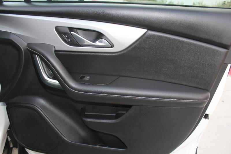 Chevrolet Blazer  2023